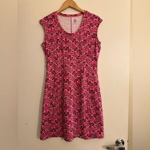 Title Nine Pink Geometric Print Espionage Dream Dress. Size Medium.